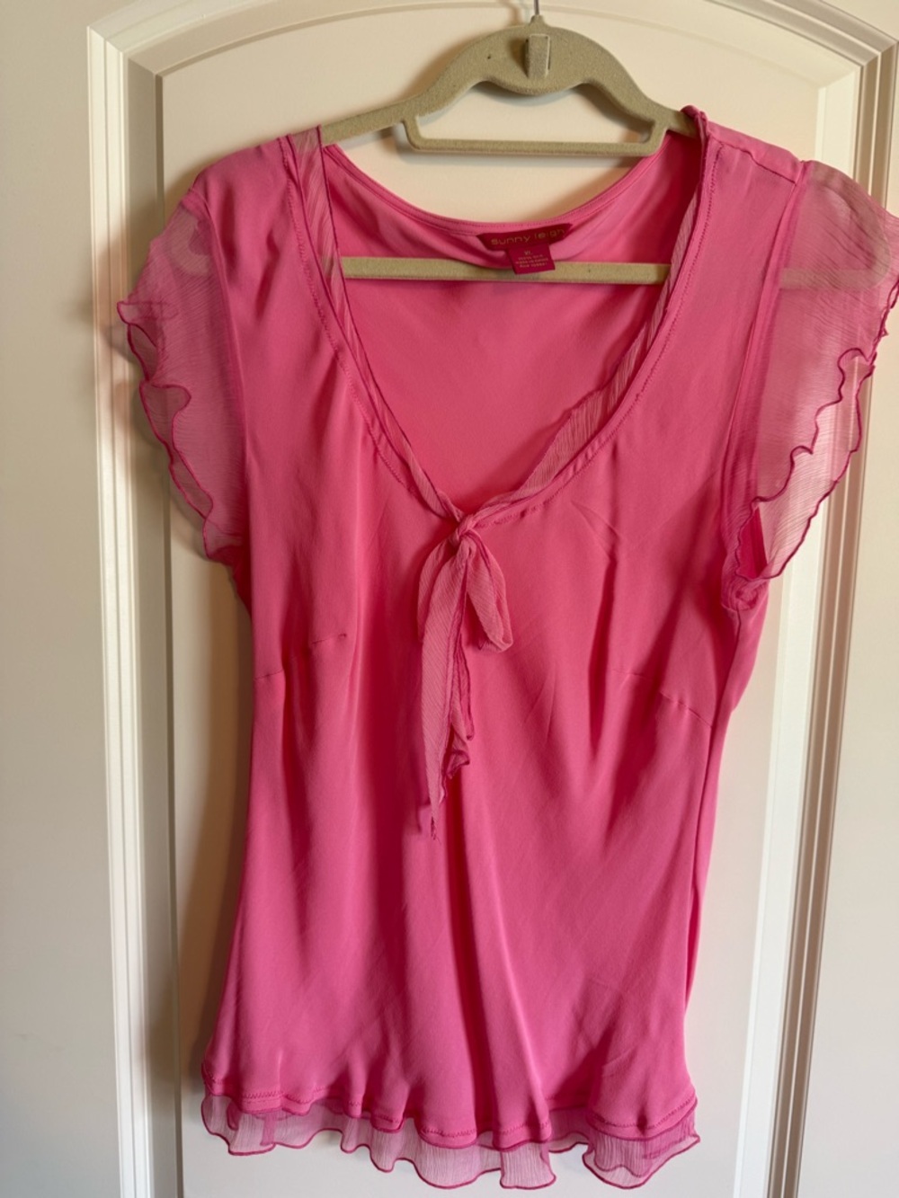 Sunny Leigh Pink Flutter Sleeve Top – Size XL – New Without Tags